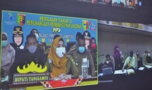 Bupati Dewi Handajani Ikuti Penilaian Tahap II PPD Tahun 2021 secara Virtual