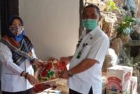 Disdik Tanggamus Serahkan Bantuan 2,5 Ton Beras dan Sembako Untuk Masyarakat Terdampak Covid 19. Ist