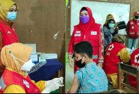 Bupati Tanggamus Tinjau Kegiatan Gebyar Vaksinasi Covid - 19 PMI di Pekon Lanbaw. Ist