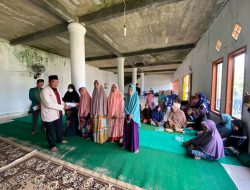 Pemuda Muhammadiyah Way Lima Berikan 40 Santunan Kepada Kaum Duafa dan Yatim-piatu 
