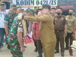 Tim Wasev Mabes TNI AD Bersama Bupati Pesawaran Tinjau Pelaksanaan TMMD 114 di Desa Babakan Loa