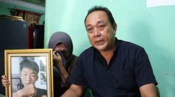 Kematian Ferdi Masih Misterius, Keluarga Tuntut Perkembangan Kasus di Polres Pesisir Barat