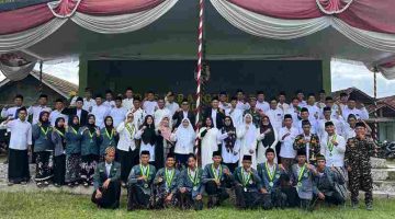 Kibarkan Semangat Resolusi Jihad, Ratusan Santri Punduh Pedada Ikrar Bangun Peradaban Dunia