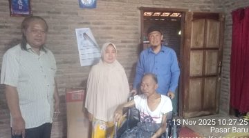 Sinergi BAZNAS dan LPKSM Pesawaran Ringankan Beban Warga dengan Salurkan Kursi Roda