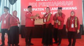 module: a; 
hw-remosaic: 0; 
touch: (-1.0, -1.0); 
modeInfo: ; 
sceneMode: Night; 
cct_value: 0; 
AI_Scene: (-1, -1); 
aec_lux: 53.0; 
hist255: 0.0; 
hist252~255: 0.0; 
hist0~25: 0.0;