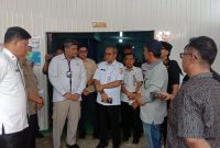 module: a; 
hw-remosaic: 0; 
touch: (-1.0, -1.0); 
modeInfo: ; 
sceneMode: Auto; 
cct_value: 0; 
AI_Scene: (-1, -1); 
aec_lux: 98.0; 
hist255: 0.0; 
hist252~255: 0.0; 
hist0~25: 0.0;